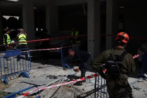 Няколко експлозии отекнаха в Тел Авив, Иран атакува града с касетъчни боеприпаси