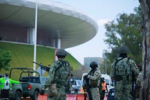 Работници плашат с протести на Световното първенство заради имиграционните власти