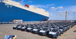 Китайските автомобили постигнаха рекорден износ през март