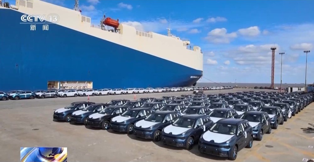 Китайските автомобили постигнаха рекорден износ през март