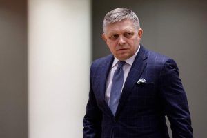 Роберт Фицо приветства спирането на огъня между САЩ и Иран