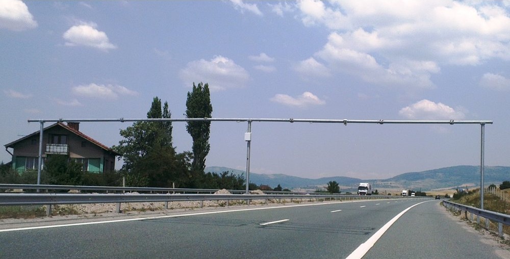 12 жертви по-малко в отсечките със засичане на средна скорост: МВР купува дронове и симулатори