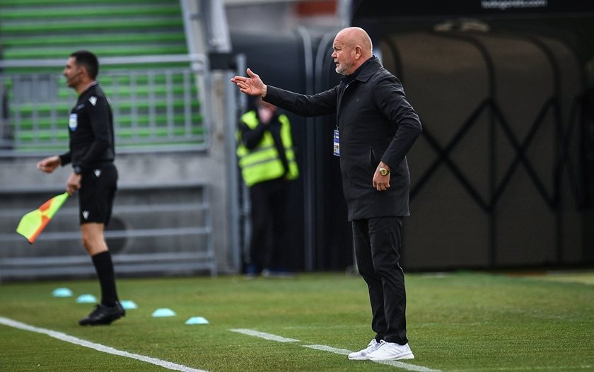 Пер-Матиас Хьогмо след равенството с Черно море: Ние губим точки, но и другите губят