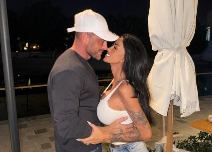 Кейти Прайс отказва да се върне в Дубай при съпруга си Лий Андрюс