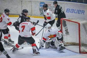 България загуби 1:7 от Нова Зеландия на световното по хокей на лед в София