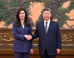 Си Дзинпин се срещна с лидерката на „Китайския Гуоминдан“ Джън Лиуън в Пекин
