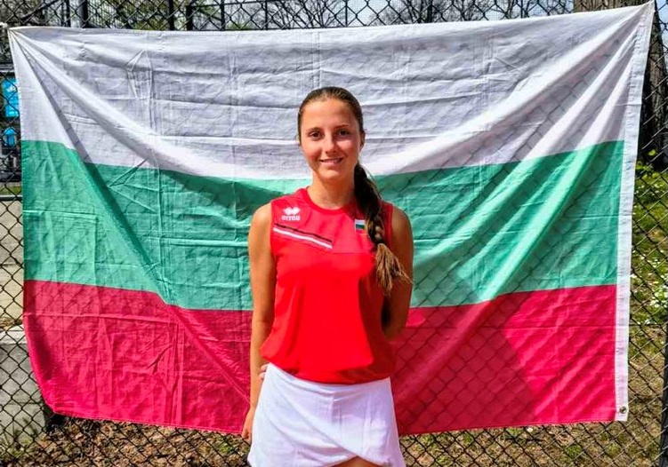 България поведе срещу Египет на световното отборно първенство по тенис за жени