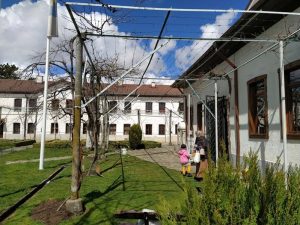 Монахини от Калофер зоват за помощ: Обновяват историческия манастир Въведение Богородично