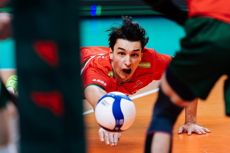 Пламен Константинов и Мони Николов не се продават: Локо изравни серията срещу Зенит след драма