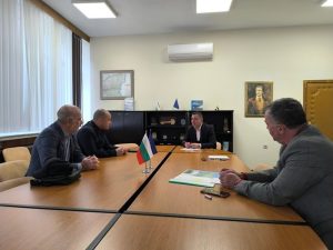 За пътя от село Кардам до границата с Румъния от Пътното в Добрич пак дават уверения