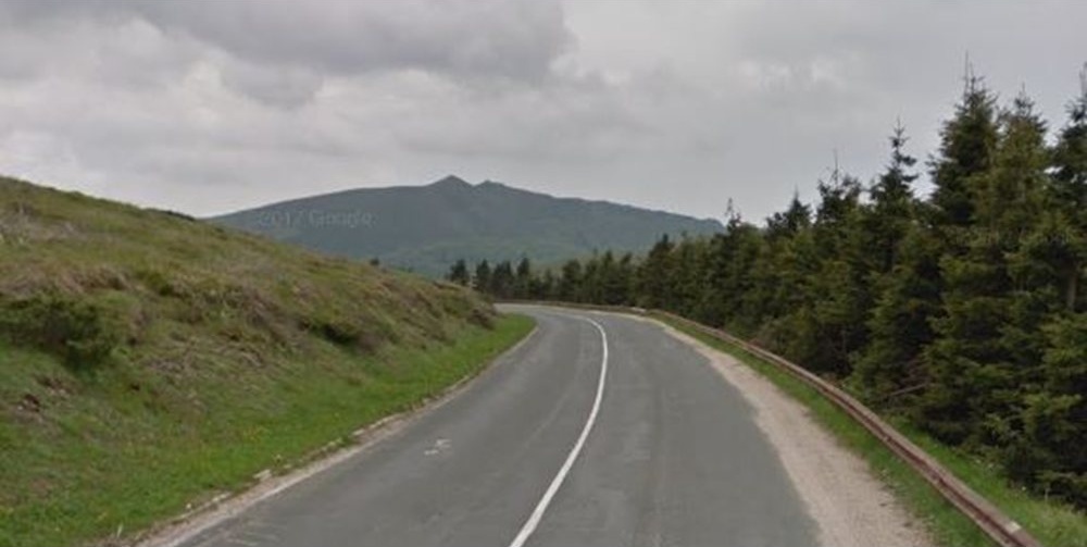 Съдът в Карлово отмени глоба на шофьор, избегнал челен удар на прохода Троян - Кърнаре