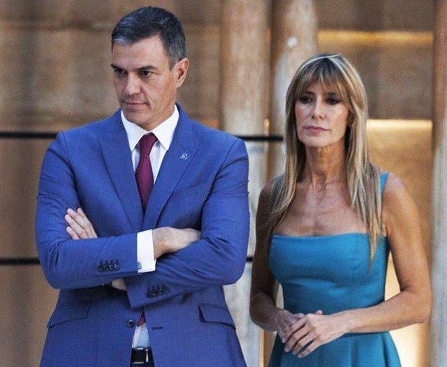 Съпругата на испанския премиер Педро Санчес е официално обвинена в корупция