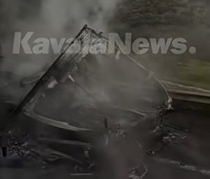 Български камион се запали на магистрала „Егнатия“ в Гърция, движението към Солун е блокирано