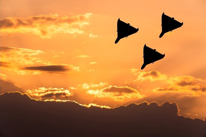 Един загинал и шестима ранени при атака с дронове в Одеса