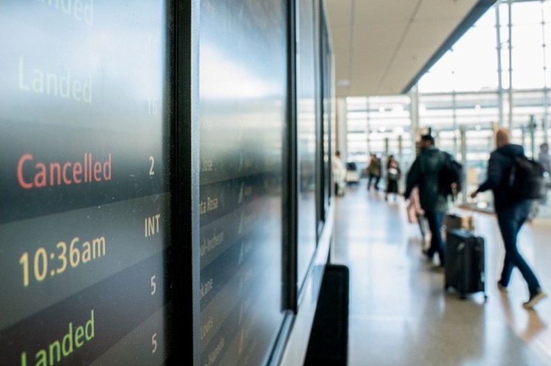 Китай предупреждава за рискове при влизане в САЩ след серия от задържания на учени