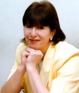 Честит рожден ден на финансовия експерт и журналист Румяна Денчева!