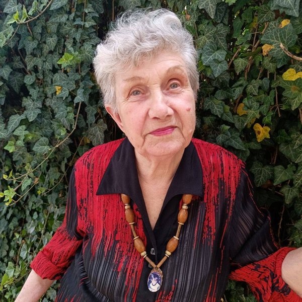 Баба Янка дари органите на сина и внука си и написа сценарий за донорството