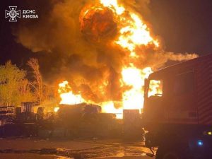 Русия удари критична инфраструктура в Чернигов: 6000 души са без ток