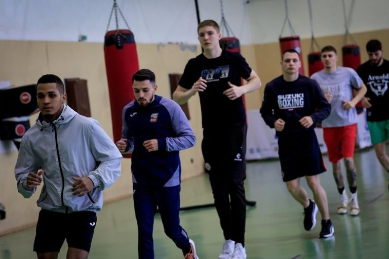 Българските боксьори заминаха за Световната купа в Бразилия с високи цели Българските боксьори заминаха за Световната купа в Бразилия с високи цели