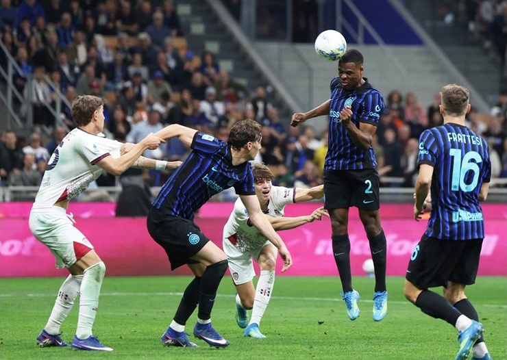 „Интер“ се приближи на 7 точки от 21-вата си титла в Италия