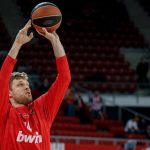 Александър Везенков е №1 реализатор в Евролигата след края на редовния сезон