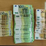 Полицията в Шуменско откри тетрадка със списъци и 1950 евро в Смядово