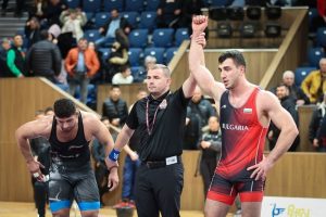 Олимпийският шампион Семен Новиков повежда българските борци на европейското в Тирана