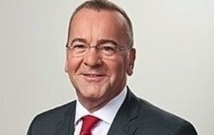 Германският министър на отбраната: Флотът ни се готви за роля в Ормузкия проток