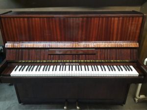 Държавната опера в Стара Загора получи две нови пиана чрез дарение