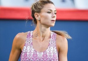 Италианската тенис звезда Камила Джорджи обяви завръщане на корта