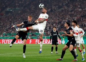 След гол в 119-ата мин "Щутгарт" ще защитава купата на Германия срещу "Байерн" във финала