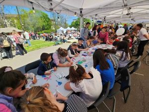 За 5-и път столичният кв. "Лагера" празнува със Стефан Вълдобрев и "Обичайните заподозрени"