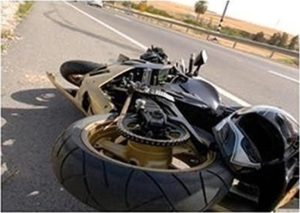 Трагичен инцидент: 20-годишен моторист загина при сблъсък с микробус край Капитан Димитриево