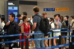 КМГ: Пекин отчита рекорден ръст на чуждестранните туристи и 7 милиона преминавания на границата