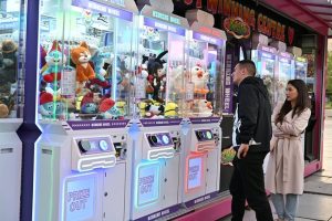 Изненада в София: Детски атракциони отхвърлят новите монети от 1 евро