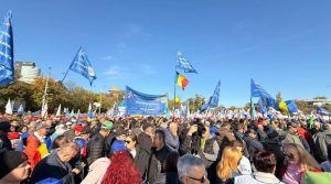 Хиляди протестират в Букурещ срещу строгите икономически мерки на правителството