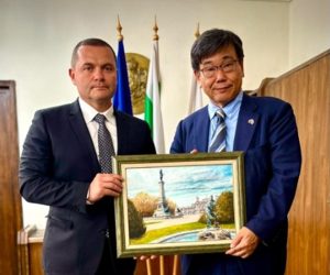 Кметът на Русе Пенчо Милков и посланикът на Япония обсъдиха стратегическо сътрудничество и културен обмен