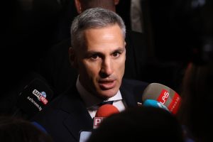 Андрей Гюров: Очакваме новите управляващи да не се огънат пред големите очаквания