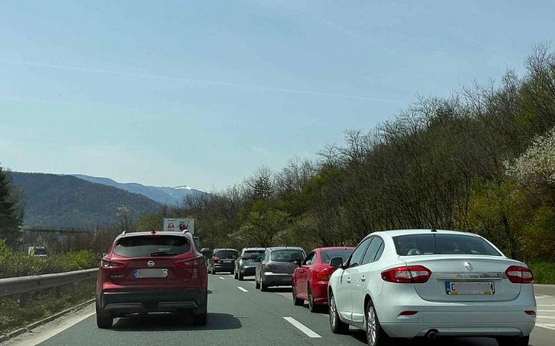 АПИ за тапата на Хемус: Камионът във Витиня не е аварирал, шофьорът е спрял умишлено