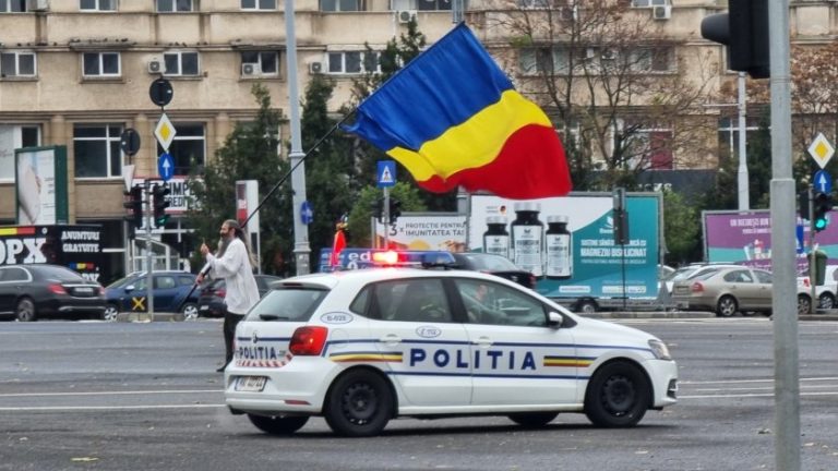 Арест в Румъния: Шефът на пътната агенция Кристиан Антон е задържан за мащабни подкупи Арест в Румъния: Шефът на пътната агенция Кристиан Антон е задържан за мащабни подкупи