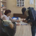 Българският Червен кръст подпомогна близо 50 бездомни в Русе за Великден