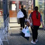 Напрежение и хаос в Русе: Членове на СИК чакат над 10 часа за предаване на протоколи