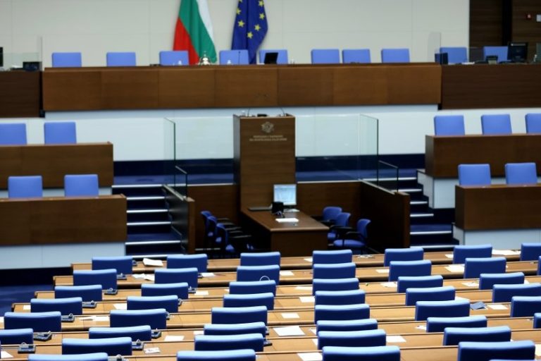 ЦИК обяви новите депутати: Очаква се президентът да свика 52-рото Народно събрание тази седмица
