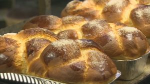 Домашен или купен козунак: Проверка на цените за Великден