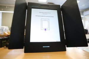 Едва 0,3% от всички инсталирани и проверени машини са дали грешка в началото на изборния ден