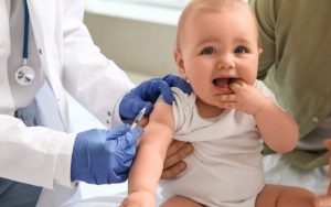 Хиляди неимунизирани деца и риск от епидемия: Морбили се завръща в България