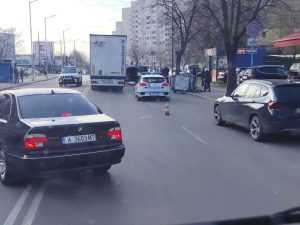 Камион прегази жена на улица "Щросмайер" в София
