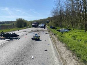 Катастрофа между два автомобила и мотор затвори пътя Русе - Варна