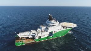 Киев порази руски военен кораб и подводница в пристанището на Новоросийск