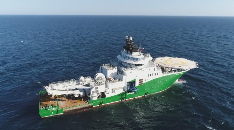 Киев порази руски военен кораб и подводница в пристанището на Новоросийск